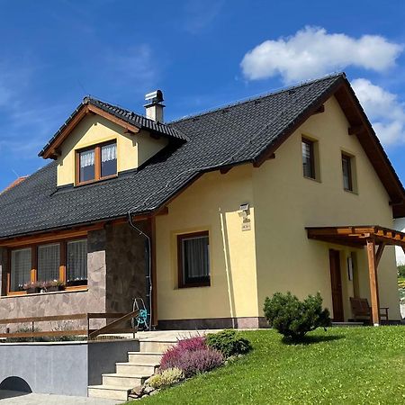 Apartman U Kovaru Kasperske Hory Zewnętrze zdjęcie